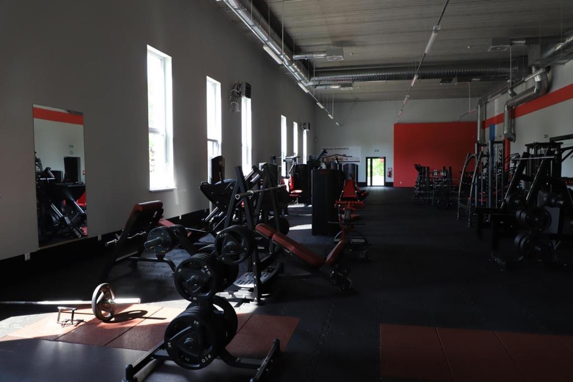 Hotel Sportowy Wolsztyn Bagian luar foto